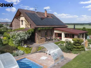 Prodej rodinného domu, Býšť, 194 m2