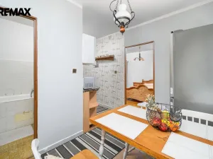 Prodej bytu 2+1, Jablonec nad Nisou, Okružní, 64 m2