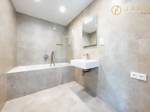 Pronájem bytu 3+kk, Kladno, U Engerthu, 129 m2
