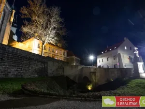 Prodej obchodního prostoru, Slaný, Vinařického, 74 m2