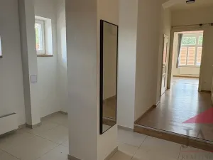 Pronájem bytu 3+kk, Sušice - Sušice II, Gabrielova, 114 m2