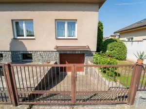 Prodej vícegeneračního domu, Veltruby, Nová, 340 m2