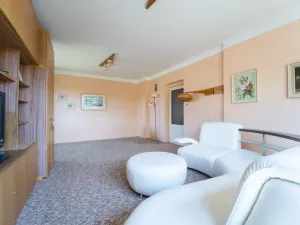 Prodej vícegeneračního domu, Veltruby, Nová, 340 m2