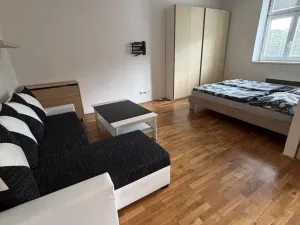 Prodej bytu 1+kk, Praha - Nusle, Jaurisova, 35 m2