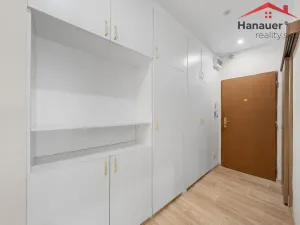 Prodej bytu 3+1, Děčín - Děčín II-Nové Město, Kamenická, 65 m2