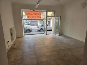 Pronájem obchodního prostoru, Ústí nad Labem, Pařížská, 56 m2
