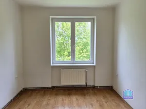 Prodej bytu 3+1, Černošín, Javorová, 63 m2