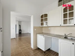 Prodej rodinného domu, Kněževes, Libušina, 100 m2