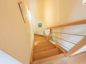 Prodej rodinného domu, Kamenice - Struhařov, Slunečná, 200 m2