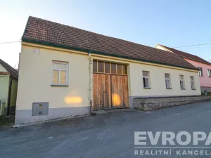 Prodej rodinného domu, Břeclav - Poštorná, Celnice-středisko služeb, 120 m2