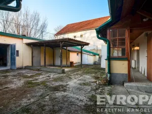 Prodej rodinného domu, Břeclav - Poštorná, Celnice-středisko služeb, 120 m2