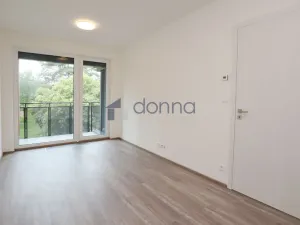 Pronájem bytu 2+kk, Praha - Háje, Sochorcova, 64 m2