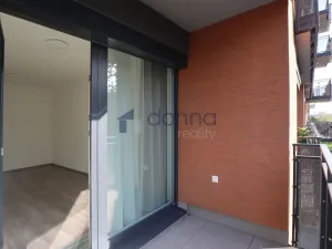 Pronájem bytu 2+kk, Praha - Háje, Sochorcova, 64 m2