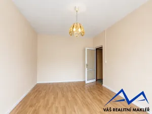 Prodej bytu 1+1, Karviná, Divišova, 37 m2