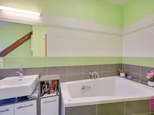 Prodej bytu 2+kk, Šternberk, Horní náměstí, 85 m2