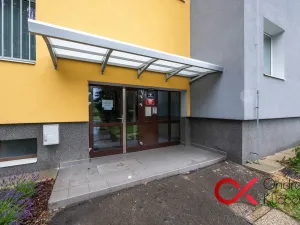 Pronájem bytu 3+1, Praha, Lamačova, 73 m2