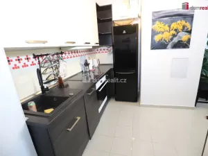 Prodej bytu 2+1, Karlovy Vary, Vítězná, 110 m2