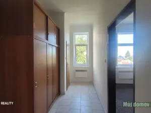 Pronájem bytu 3+1, Praha - Kobylisy, Nad záložnou, 85 m2