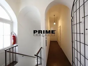 Pronájem bytu 3+1, Praha - Malá Strana, Sněmovní, 85 m2