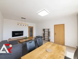 Prodej bytu 4+1, Brno, Plachty, 104 m2