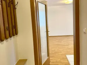 Prodej bytu 1+kk, Praha - Troja, Vřesová, 36 m2
