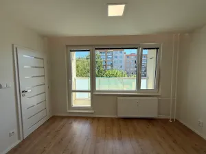 Prodej bytu 3+1, Zlín, Na Honech III, 72 m2