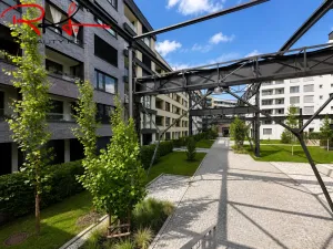 Pronájem bytu 2+kk, Praha, U Pergamenky, 59 m2