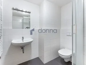 Pronájem bytu 1+kk, Praha, U Hostavického potoka, 32 m2
