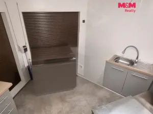 Pronájem obchodního prostoru, Český Těšín, Nádražní, 18 m2