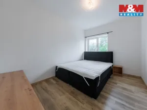 Pronájem bytu 3+kk, Karlovy Vary - Bohatice, Dubová, 67 m2