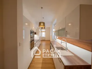 Pronájem bytu 3+1, Olomouc, Kollárovo nám., 123 m2