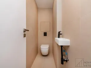 Pronájem bytu 2+kk, Praha - Vršovice, Jakutská, 41 m2