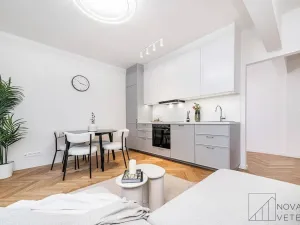 Prodej bytu 2+kk, Praha - Vršovice, Jakutská, 41 m2