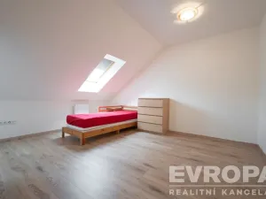 Prodej rodinného domu, Řevnice, Čs. armády, 160 m2