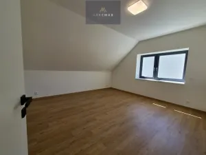 Pronájem rodinného domu, Staříč, 240 m2