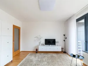 Prodej bytu 2+kk, Praha - Holešovice, U průhonu, 68 m2