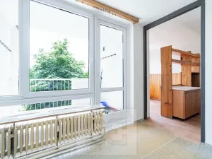Pronájem bytu 3+1, Praha - Kobylisy, Kyselova, 64 m2
