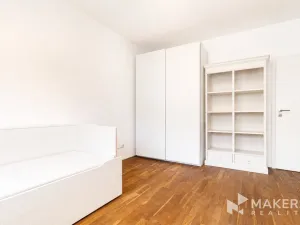 Pronájem bytu 3+kk, Praha - Smíchov, U Dívčích hradů, 100 m2