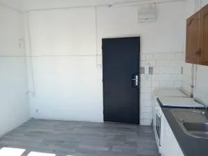Pronájem bytu 2+kk, Cheb, Evropská, 31 m2