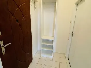 Pronájem bytu 1+kk, Praha - Vršovice, Tolstého, 31 m2
