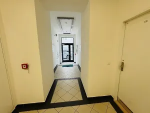 Pronájem bytu 1+kk, Praha - Libeň, Lihovarská, 28 m2
