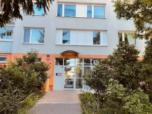 Pronájem bytu 2+kk, Praha - Kamýk, Pšenčíkova, 43 m2