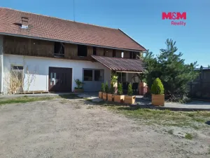 Pronájem komerční nemovitosti, Běstovice, 113 m2