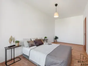 Prodej bytu 2+kk, Praha - Stodůlky, Laurinova, 66 m2