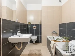 Prodej bytu 2+kk, Praha - Stodůlky, Laurinova, 66 m2