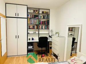 Prodej bytu 4+kk, Milovice, Kaštanová, 92 m2