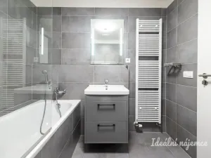 Pronájem bytu 2+kk, Praha - Vysočany, Strnadových, 50 m2