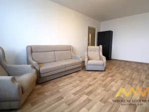 Pronájem bytu 2+kk, Hradec Králové - Nový Hradec Králové, třída Edvarda Beneše, 42 m2