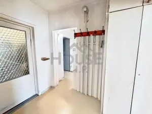 Prodej bytu 3+1, Praha - Modřany, Pejevové, 72 m2