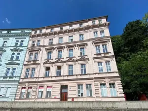Prodej atypického bytu, Karlovy Vary, I. P. Pavlova, 50 m2